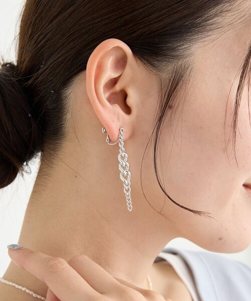 RIVE DROITE(リヴドロワ)の「【存在感抜群】チェーンイヤリング(イヤリング・レディース・シルバー・FREE)」の1枚目の写真