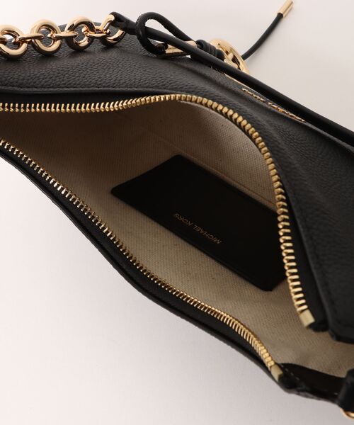 MICHAEL KORS(マイケルコース)の「NOLITA ペブルレザー チェーン ショルダー ミディアム(ショルダーバッグ・レディース・ブラック・FREE)」の7枚目の写真