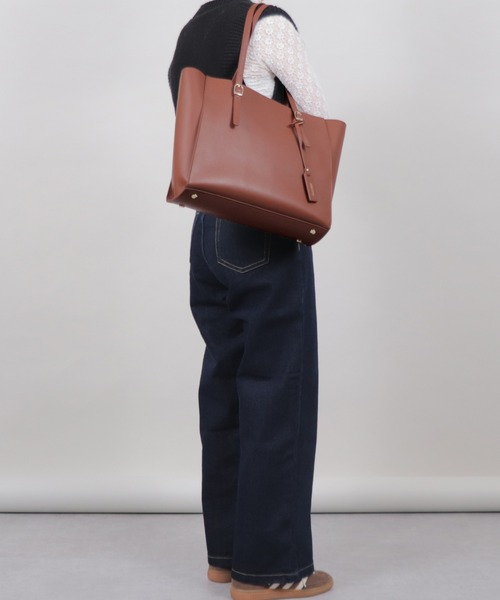 Bermosa（ベルモサ）の「【A4対応】シンプル ビジネス トートバッグ（トートバッグ・レディース・ブラック/ブラウン・FREE）」の6枚目の写真