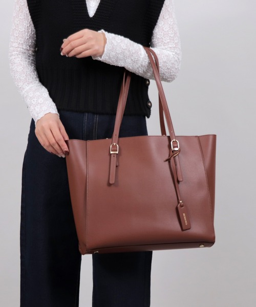 Bermosa（ベルモサ）の「【A4対応】シンプル ビジネス トートバッグ（トートバッグ・レディース・ブラック/ブラウン・FREE）」の3枚目の写真