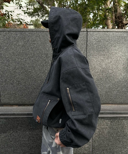 Perushu(ペルーシュ)の「DOUBLE ZIP 4POCKET UTILITY SHORT HOODED BLOUSON/ダブルジップ4ポケットユーティリティショートフードブルゾン(ブルゾン・メンズ・ブラック/その他/ピンク・SMALL/LARGE/MEDIUM)」の5枚目の写真