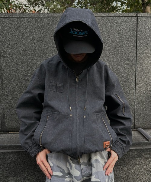 Perushu(ペルーシュ)の「DOUBLE ZIP 4POCKET UTILITY SHORT HOODED BLOUSON/ダブルジップ4ポケットユーティリティショートフードブルゾン(ブルゾン・メンズ・ブラック/その他/ピンク・SMALL/LARGE/MEDIUM)」の7枚目の写真
