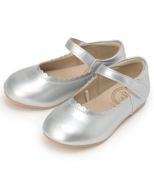 petit main（プティマイン）の「【フォーマル】スカラップパンプス（パンプス・キッズ・ブラック/シルバー/オフホワイト・20cm/17cm/18cm/19cm）」の3枚目の写真