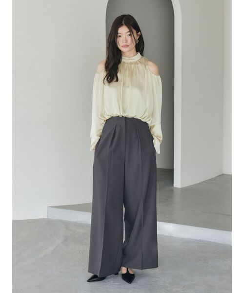 LAGUNAMOON(ラグナムーン)の「オープンショルダーボリュームブラウス 【夏服】【オフィスカジュアル】(シャツ/ブラウス・レディース・アイボリー/ブラウン/ライトグリーン・FREE)」の21枚目の写真