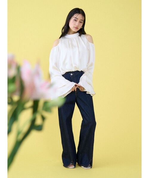 LAGUNAMOON（ラグナムーン）の「オープンショルダーボリュームブラウス 【夏服】【オフィスカジュアル】（シャツ/ブラウス・レディース・アイボリー/ブラウン/ライトグリーン・FREE）」の10枚目の写真