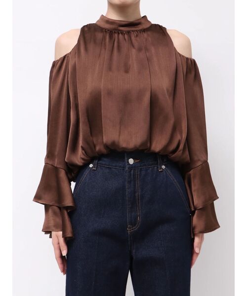 オープンショルダーボリュームブラウス 【春服】【オフィスカジュアル