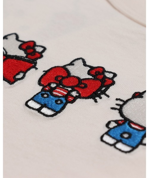 sanrio(サンリオ)の「〈サンリオ〉ハローキティ/半袖Tシャツ(Tシャツ/カットソー・レディース・チャコール/オートミール/ブラック/クリーム・MEDIUM/LARGE)」の9枚目の写真