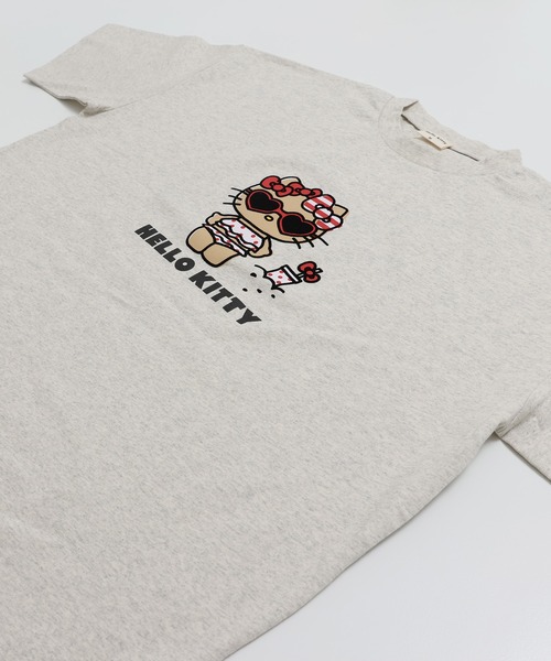sanrio(サンリオ)の「〈サンリオ〉ハローキティ/半袖Tシャツ(Tシャツ/カットソー・レディース・チャコール/オートミール/ブラック/クリーム・MEDIUM/LARGE)」の12枚目の写真