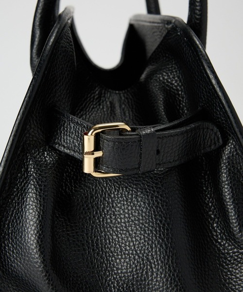 AULENTTI(オウレンティ)の「【AULENTTI】ソフトレザーボストン(ボストンバッグ・レディース・ブラック/ブラウン・フリー)」の10枚目の写真