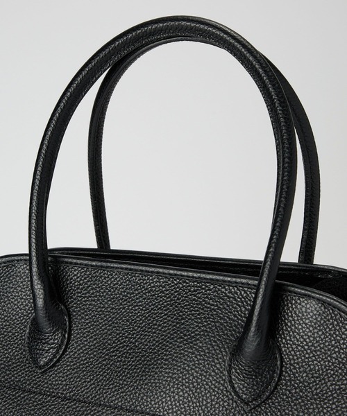 AULENTTI(オウレンティ)の「【AULENTTI】ソフトレザーボストン(ボストンバッグ・レディース・ブラック/ブラウン・フリー)」の11枚目の写真