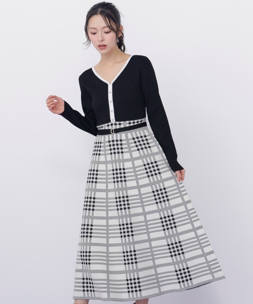 JILL by JILL STUART(ジルバイジルスチュアート)の「チェックニットワンピース(ワンピース・レディース・ネイビー/ブラック/ブルー・FREE)」の22枚目の写真