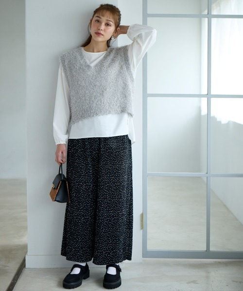 SMILE LAND（スマイルランド）の「＜大きいサイズ＞ラクしてキレイ見え選べるプリ―ツパンツ（ゆったりヒップ）（その他パンツ・レディース・ホワイト系/ブラック系その他/ネイビー系/ブラック系/モカ・L/LL/3L/4L/5L）」の11枚目の写真