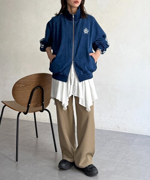 CPCM(シーピーシーエム)の「フェイクスエードトラックジャケット(ブルゾン・レディース・チャコールグレー/カーキ/アイボリー/インディゴブルー・MEDIUM/SMALL)」の16枚目の写真