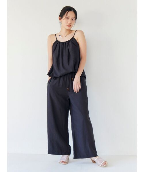 Ungrid（アングリッド）の「【WEB限定】ウッドビーズコンビキャミセットアップ（キャミソール・レディース・ブラウン/グリーン/ブラック・FREE）」の4枚目の写真