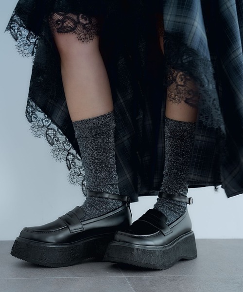 HARE（ハレ）の「ガラソールボリュームソールローファー(HARE)（ローファー・レディース・ブラック/グレー・MEDIUM/LARGE）」の12枚目の写真