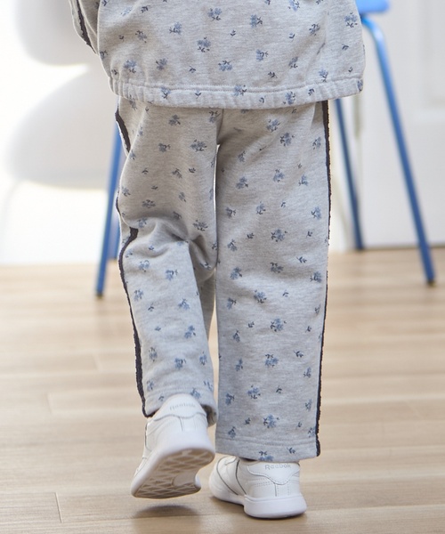 petit main(プティマイン)の「【リンク】花柄スウェットパンツ(スウェットパンツ・キッズ・アイボリー/トップグレー・80cm/90cm/110cm/100cm/120cm/130cm)」の3枚目の写真