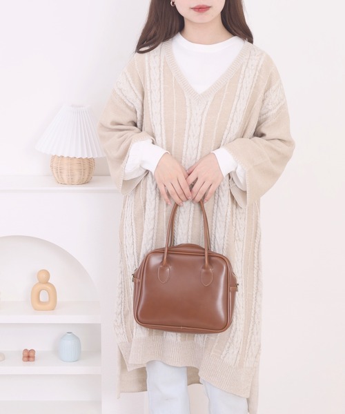 CALINER(カリネ)の「CALINER ケーブルニットワンピース 長袖(ワンピース・レディース・ベージュ・M-L)」の2枚目の写真