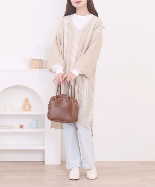 CALINER(カリネ)の「CALINER ケーブルニットワンピース 長袖(ワンピース・レディース・ベージュ・M-L)」の5枚目の写真