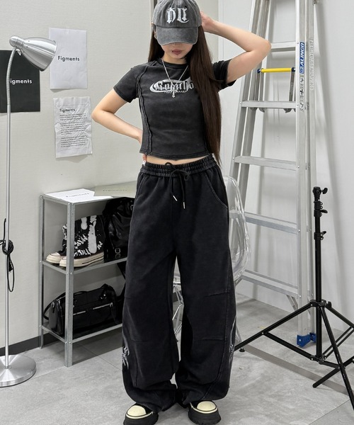 Figments(フィグメンツ)の「twinkleロゴクロップドT(Tシャツ/カットソー・レディース・スミクロ・FREE)」の6枚目の写真