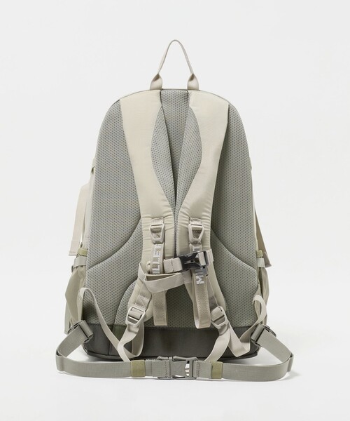 green label relaxing（グリーンレーベルリラクシング）の「【WEB限定】＜MILLET＞マルシェ NX 20 リュック（20L）（バックパック/リュック・レディース・モカ/ブラック・FREE）」の12枚目の写真