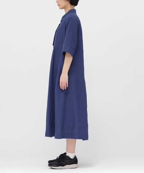 MARGARET HOWELL（マーガレットハウエル）の「SHIRTING LINEN（ワンピース・レディース・ブラック/ダークブルー・2/1）」の6枚目の写真