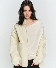 SUNBURNPROJECT（サンバーンプロジェクト）の「HIGH NECK OVER FIT WIND JUMPER, IVORY（ナイロンジャケット）」