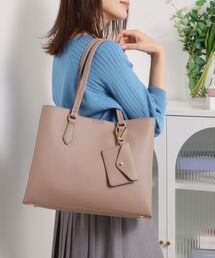 ITS'DEMO（イッツデモ）の「パスケース付きA4トート（トートバッグ）」