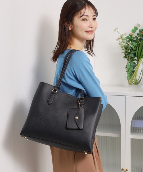 ITS'DEMO（イッツデモ）の「パスケース付きA4トート（トートバッグ・レディース・サンドベージュ/ナチュラル/ブラック・00）」の17枚目の写真