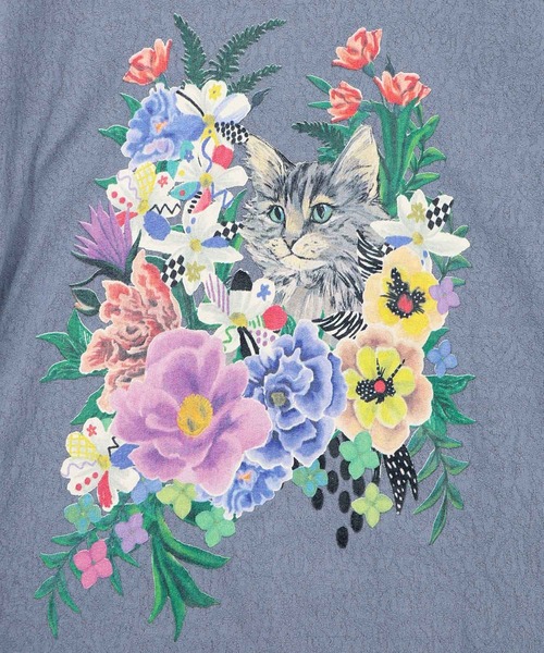 ScoLar（スカラー）の「161649：ソフトチュール×花ネコ柄 レイヤード風プルオーバー（Tシャツ/カットソー・レディース・ブルー/チャコールグレー/オフホワイト・M）」の5枚目の写真