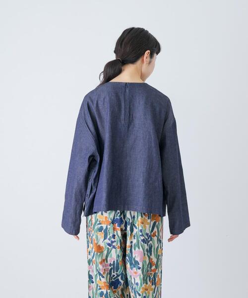 かぐれ（カグレ）の「綿麻デニムプルオーバー（シャツ/ブラウス・レディース・インディゴブルー・FREE）」の9枚目の写真