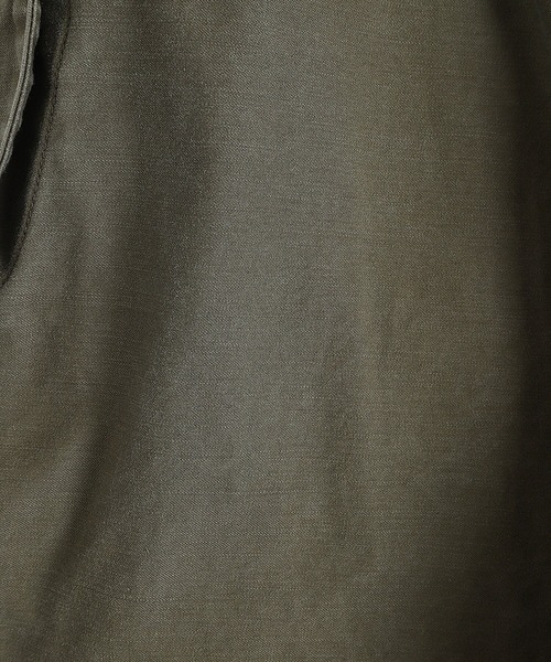 marka（マーカ）の「marka / マーカ：WIDE OVER PANTS -ORGANIC COTTON BACK SATIN-：M25D12PT01C[COR]（その他パンツ・メンズ・オリーブ・2(M)）」の5枚目の写真