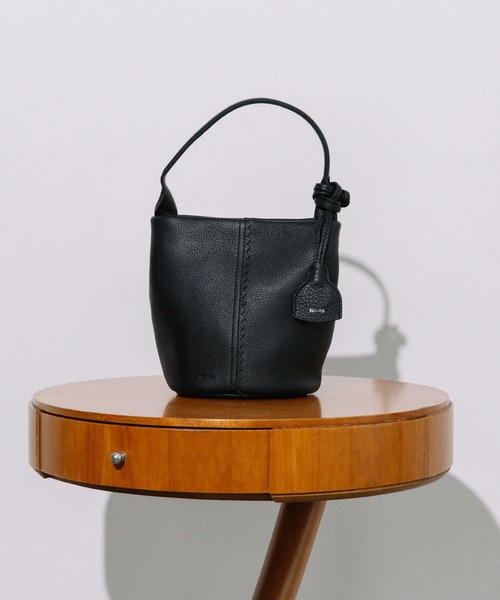 Beau're(ヴュレ)の「BEAURE ミニ バケット 2WAYショルダー(ショルダーバッグ・レディース・ホワイト/ブラウン/ブラック/ブルーグリーン・FREE)」の10枚目の写真