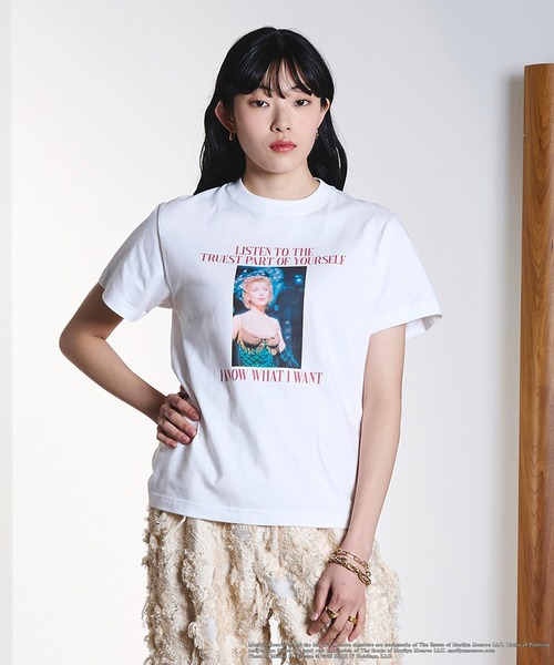 ROSE BUD（ローズバッド）の「(CREOLME)MARILYN MONROE/TEE（Tシャツ/カットソー・レディース・ホワイト/ブラック/ライトピンク・ONE SIZE）」の2枚目の写真