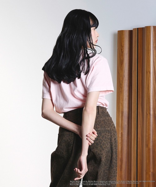 ROSE BUD（ローズバッド）の「(CREOLME)MARILYN MONROE/TEE（Tシャツ/カットソー・レディース・ホワイト/ブラック/ライトピンク・ONE SIZE）」の20枚目の写真