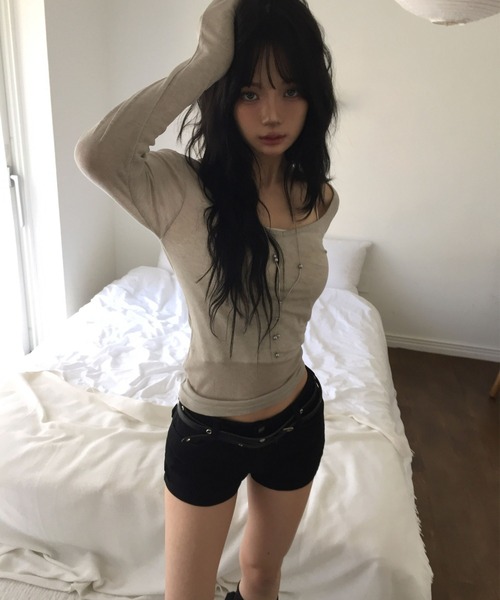 modimood(モディムード)の「フラップポケットローライズショートパンツ(骨盤パッド付)(その他パンツ・レディース・ブラック・SMALL/MEDIUM/LARGE)」の4枚目の写真