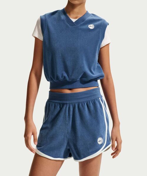 NIKE(ナイキ)の「《セットアップ対応商品》ナイキ スポーツウェア チル テリー ウィメンズ ミッドライズ ショートパンツ / Nike Sportswear Chill Terry Women's Mid-Rise Shorts IF0572-461 Mystic Navy(その他パンツ・レディース・ブルー系その他・XS/L/M/S/XL)」の3枚目の写真