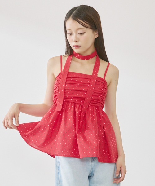 P.V.T(ピーブイティー)の「リボン付きドットギャザーキャミ(キャミソール・レディース・Navy/White/Red・F)」の5枚目の写真