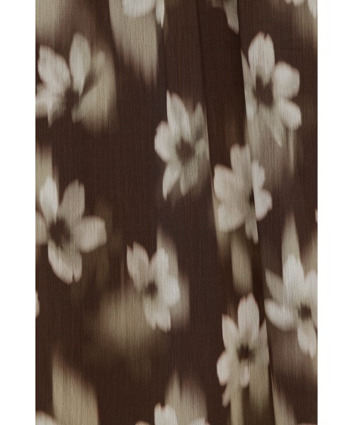 SLY（スライ）の「BLUR FLOWER LONG OP ブラーフラワーロングワンピース 春服 夏服（ワンピース・レディース・ブラウン系その他2/ブラック系その他2・FREE）」の11枚目の写真