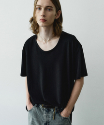 NOIRER（ノイア）の「シルキーブレンドUネックハーフTシャツ（ブラック）（Tシャツ/カットソー）」