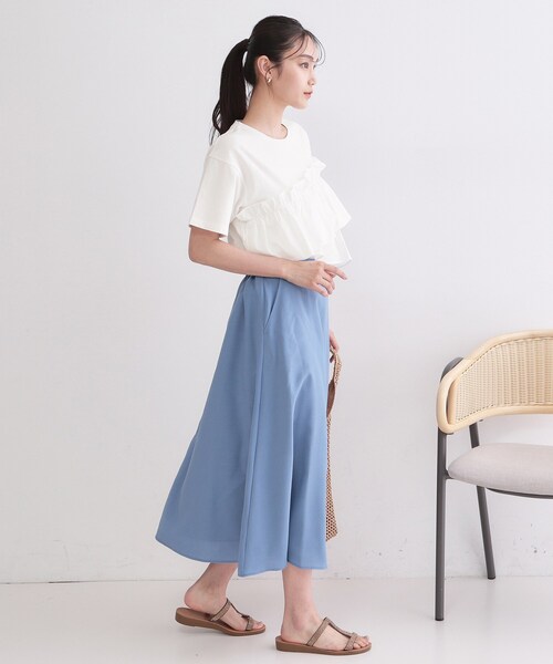 OPAQUE.CLIP(オペークドットクリップ)の「【接触冷感】アシメフリルドッキングカットソー《洗濯機OK》(Tシャツ/カットソー・レディース・ブラック/ブルー系その他/ダークグレー/ホワイト・42/40/38)」の7枚目の写真