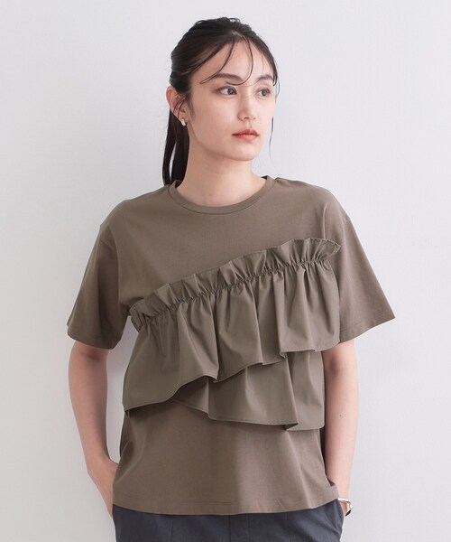 OPAQUE.CLIP(オペークドットクリップ)の「【接触冷感】アシメフリルドッキングカットソー《洗濯機OK》(Tシャツ/カットソー・レディース・ブラック/ブルー系その他/ダークグレー/ホワイト・42/40/38)」の16枚目の写真