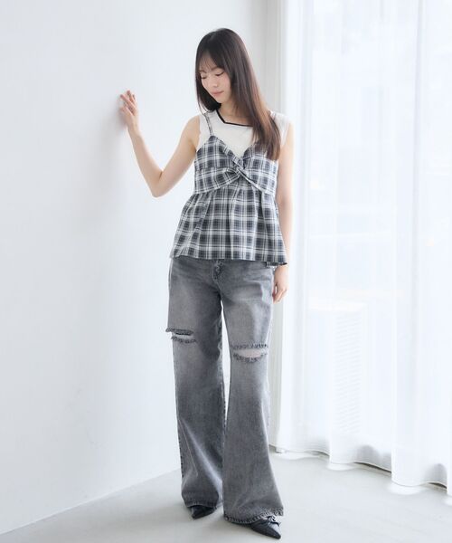 RETRO GIRL(レトロガール)の「【2サイズ】ストレートダメージデニムPT(デニムパンツ・レディース・ブラック/ライトブルー・LARGE/MEDIUM)」の15枚目の写真