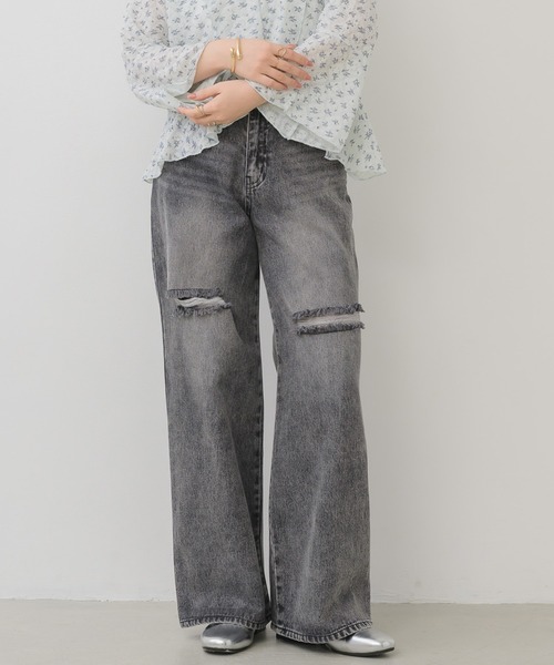 RETRO GIRL(レトロガール)の「【2サイズ】ストレートダメージデニムPT(デニムパンツ・レディース・ブラック/ライトブルー・LARGE/MEDIUM)」の1枚目の写真