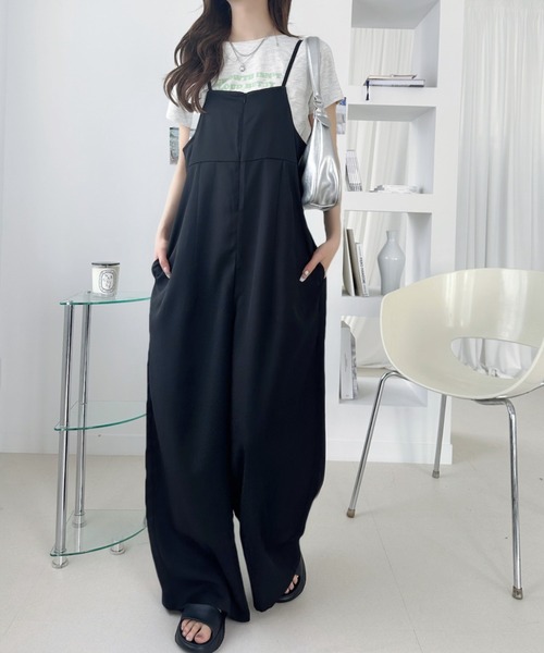 umune（ウムネ）の「サロペット フロントジップ ワイドパンツ オールインワン つなぎ オーバーオール 体型カバー ゆったり 脚長効果 カジュアル 秋 冬（サロペット/オーバーオール・レディース・ブラック/アイボリー/イエロー・FREE）」の11枚目の写真