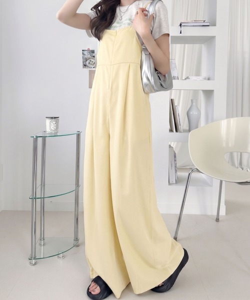 umune（ウムネ）の「サロペット フロントジップ ワイドパンツ オールインワン つなぎ オーバーオール 体型カバー ゆったり 脚長効果 カジュアル 秋 冬（サロペット/オーバーオール・レディース・ブラック/アイボリー/イエロー・FREE）」の10枚目の写真