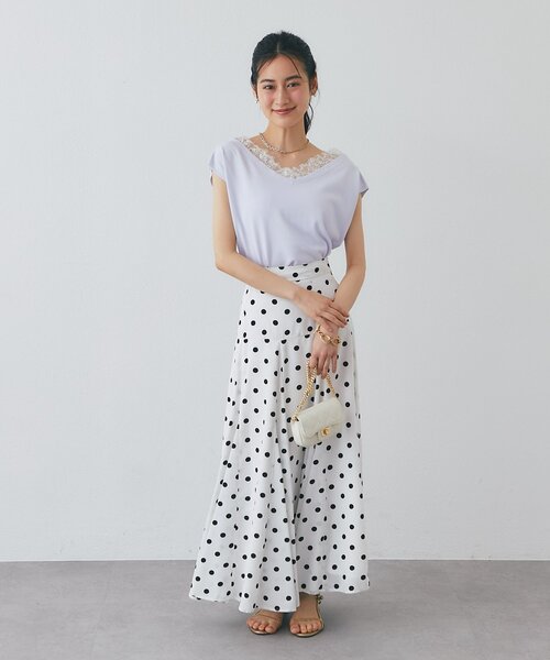 La boutique BonBon(ラブティックボンボン)の「【シリーズ累計お気に入り数1.5万突破!接触冷感・UVカット】クールタッチUVレース付きVネックニット(ニット/セーター・レディース・ブラック/バイオレット/ホワイト・FREE)」の10枚目の写真