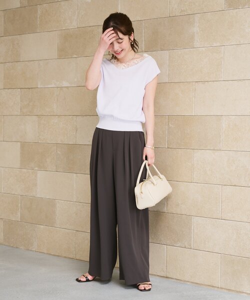La boutique BonBon(ラブティックボンボン)の「【シリーズ累計お気に入り数1.5万突破!接触冷感・UVカット】クールタッチUVレース付きVネックニット(ニット/セーター・レディース・ブラック/バイオレット/ホワイト・FREE)」の13枚目の写真