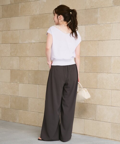 La boutique BonBon(ラブティックボンボン)の「【シリーズ累計お気に入り数1.5万突破!接触冷感・UVカット】クールタッチUVレース付きVネックニット(ニット/セーター・レディース・ブラック/バイオレット/ホワイト・FREE)」の15枚目の写真