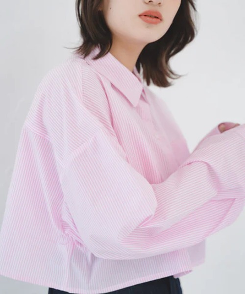 merrylatte(メリーラテ)の「ショート丈ストライプシャツ【IROHANI】(シャツ/ブラウス・レディース・ピンク・FREE)」の2枚目の写真