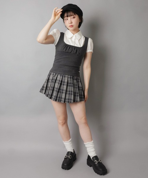 SPINNS(スピンズ)の「タンクトップレイヤード風パフスリーブブラウス/韓国ガーリー(シャツ/ブラウス・レディース・チャコール/グレー・ONESIZE)」の11枚目の写真
